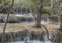 旅游资源开发与保护的关系-是旅游的资本发展旅游不能牺牲生态环境